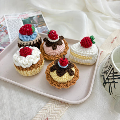 Cute Crochet Cake Plushie - Handmade 7x7cm Sweet Dessert Decor & Keychain