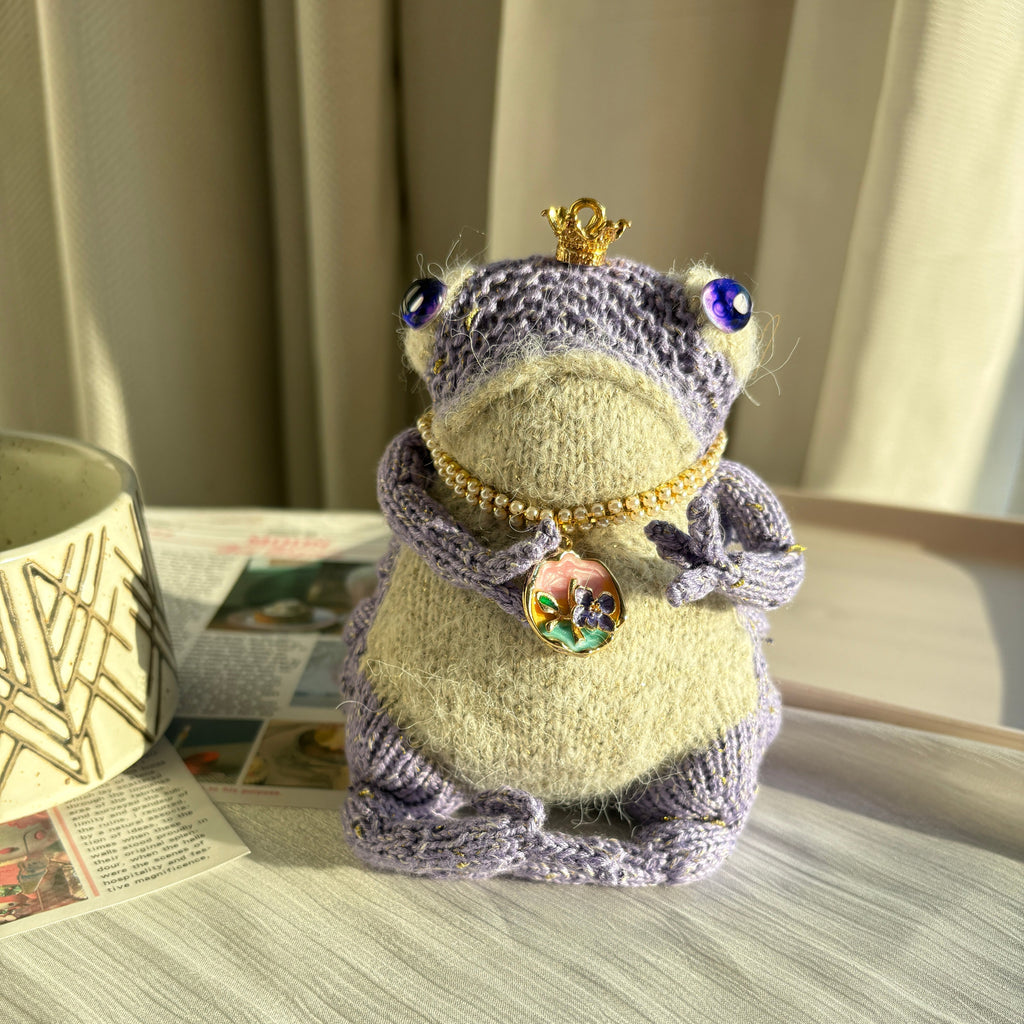Handmade Crochet Lavender Royal Frog Plushie (12cm) | Removable Crown & Pearl Necklace | Customizable Accessories | Keychain Included (Decor/Bag Charm)