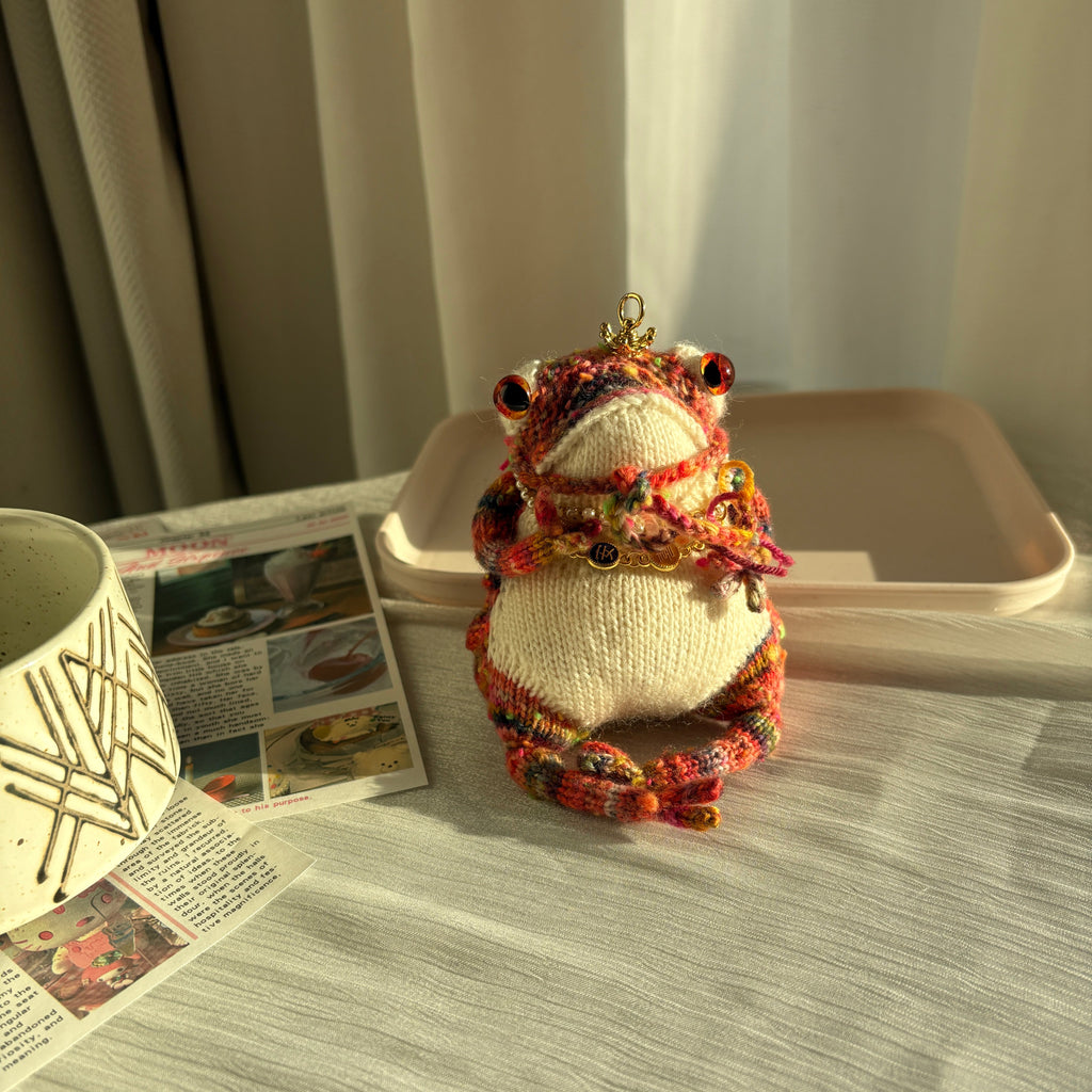 Handmade Crochet Red Royal Frog Plushie (10cm) | Removable Crown & Hat Accessory | Keychain Kit Included (Decor/Bag Charm)